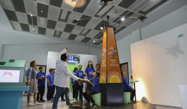 Mersin Mercan Bilim Merkezi yeni dönemde de bilimle buluşturuyor