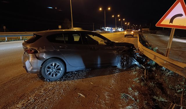 Samsun'da bariyere çarpan otomobildeki 1 kişi yaralandı
