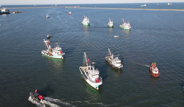 Samsun'da denizciler Filistin ve Küresel Sumud Filosu'na destek için Karadeniz'e açıldı