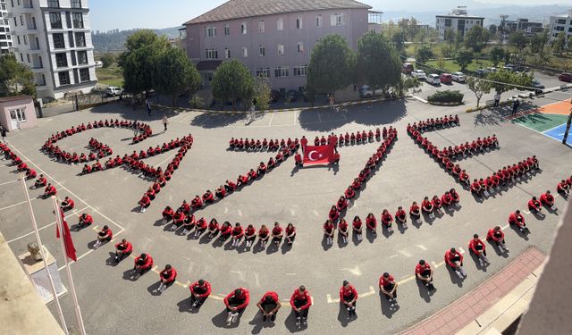 Samsun'da lise öğrencilerinden Gazze'ye koreografili destek