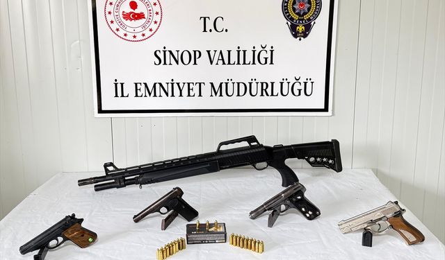 Sinop'ta silah kaçakçılığı operasyonunda 3 zanlı yakalandı