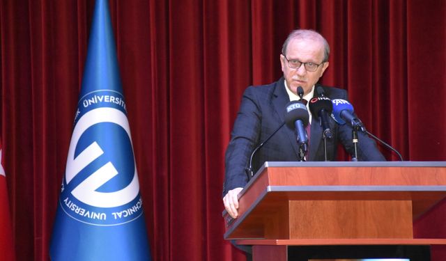 Trabzon'da 'İklim Değişikliği Sürecinde Su ve Orman Yönetimi' paneli düzenlendi