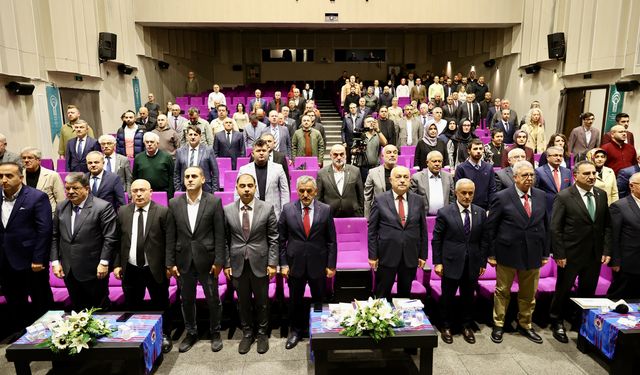 Türkiye Dil ve Edebiyat Derneğinin 10. İstişare ve Değerlendirme Toplantısı Trabzon'da başladı