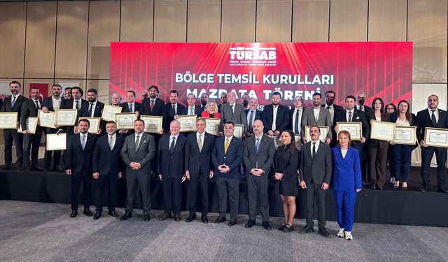 TÜRSAB'ın Bölge Temsil Kurulu seçimlerini kazananlar mazbatalarını aldı