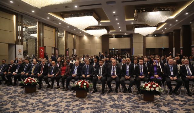 AK Parti Genel Başkan Yardımcısı Demir, Samsun'da konuştu: