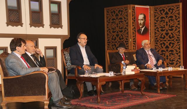 Akçaabat'ta söyleşi gerçekleştirildi