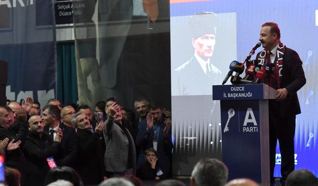 Anahtar Parti Genel Başkanı Ağıralioğlu, Düzce'de partililerle buluştu