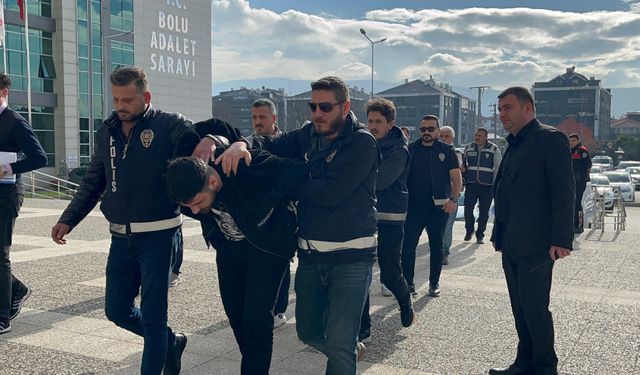 Bolu merkezli telefon dolandırıcılığı operasyonunda yakalanan 5 zanlıdan 2'si tutuklandı