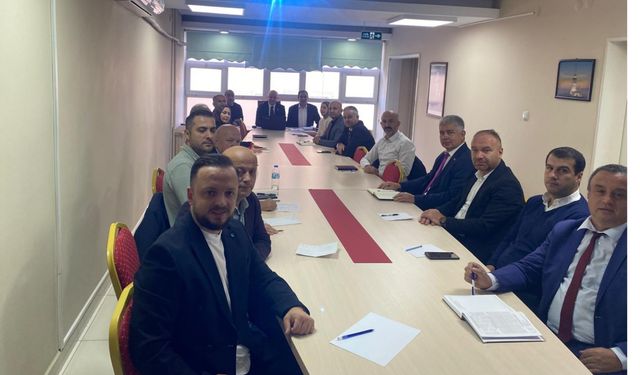 Espiye'de 'Başarıyı Artırma Eylem Planları ve Ortak Sınavlar Değerlendirme' toplantısı düzenlendi