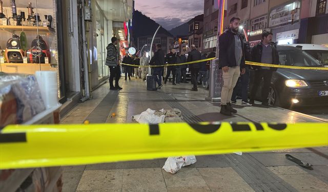 Gümüşhane'de eşini bıçakla yaralayan koca gözaltına alındı