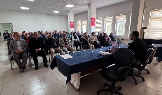 Havza Sosyal Hizmet Merkezi, Kavak ve Ladik'te kadına karşı şiddet seminerleri düzenlendi