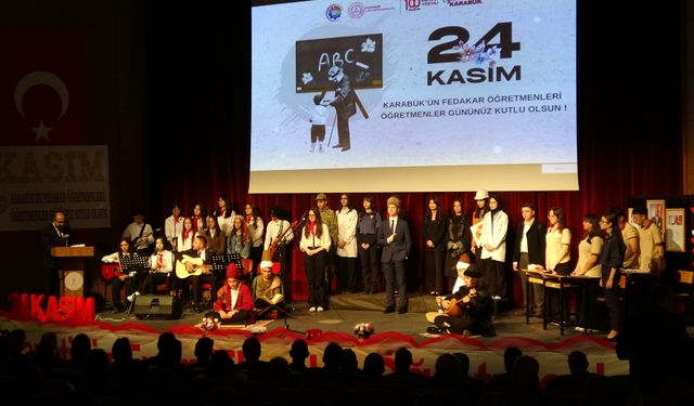 Karabük'te 24 Kasım Öğretmenler Günü kutlandı