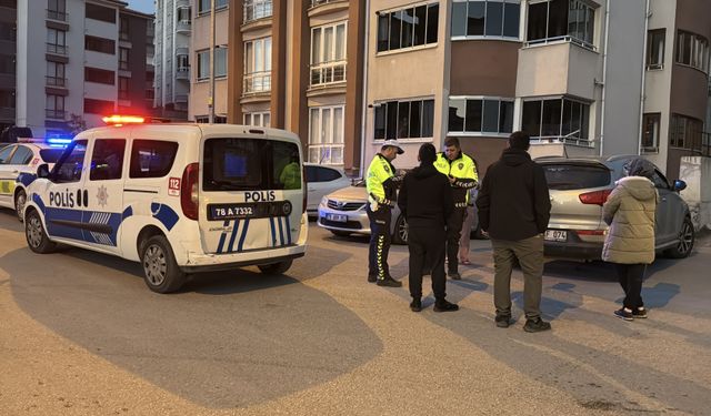 Karabük'te ciple çarpışan motosikletin sürücüsü yaralandı