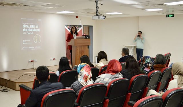 Karabük'te 'Dijital Nesil ve Aile Dinamikleri' semineri düzenlendi