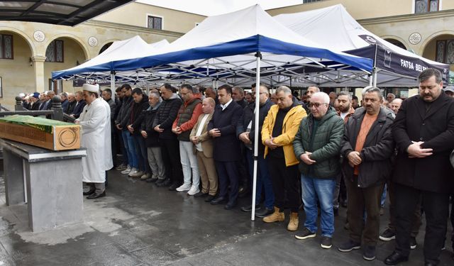 Ordu'da taş ocağı şantiyesindeki göçükte hayatını kaybeden kamyon şoförünün cenazesi defnedildi