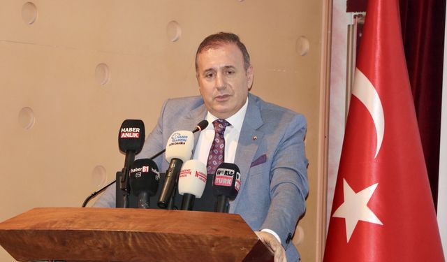 Trabzon'da 'Karadeniz Kruvaziyer Turizmine Stratejik Açılım' toplantısı yapıldı