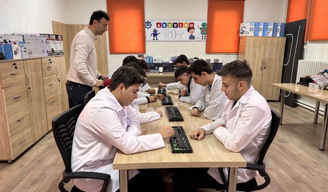 GELENEKSEL MASA OYUNLARI DİJİTALDE