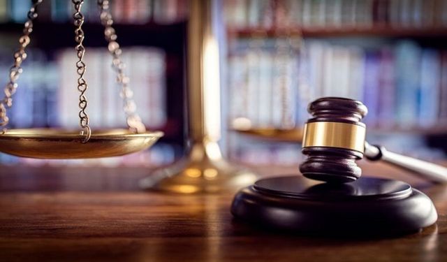 ESKİ EŞİNİ BIÇAKLAYAN KADINA ADLİ KONTROL