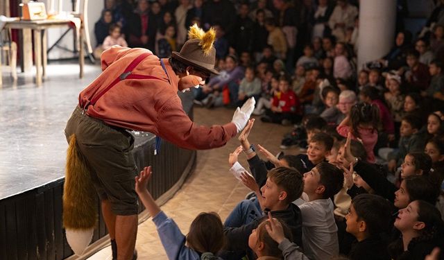 Akçaabat'ta 'Pinokyo' adlı çocuk oyunu sahnelendi