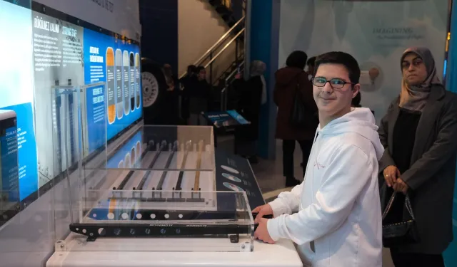 Bursa'da engel tanımayan bilim yolculuğu