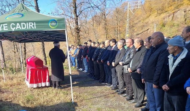 Kıbrıs gazisi Mehmet Yeşer, Ordu'da son yolculuğuna uğurlandı
