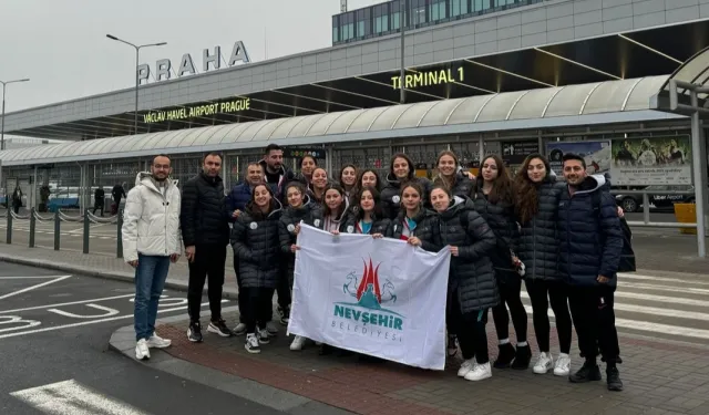 Nevşehir Belediyesi SK Kadın Sutopu Takımı Çekya'da