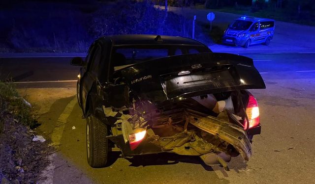 Samsun'da iki otomobilin çarpıştığı kazada 3 kişi yaralandı
