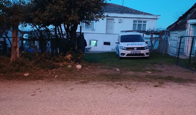 Sinop'ta evinde dengesini kaybederek düşen yaşlı adam öldü