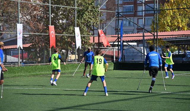 Trabzon'da, 3 Aralık Dünya Engelliler Günü kapsamında farkındalık maçı düzenlendi