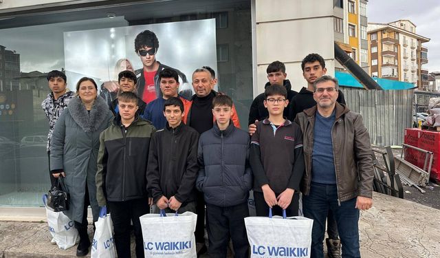 BAŞARIYI ÖDÜLLENDİRDİLER