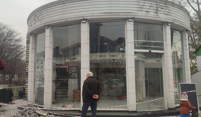 MADO SİMİTÇİ OLUYOR