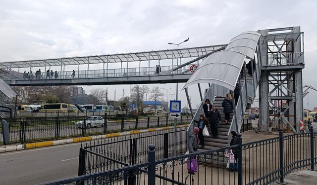 "ÜST GEÇİT KAÇAK YAPI"