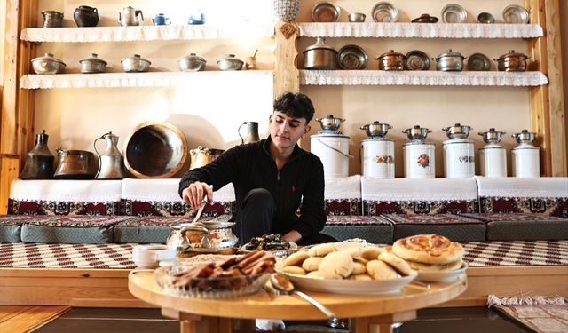 17 yaşındaki gencin anneanne ve babaannesinin tarifleriyle yaptığı yemekler ilgi görüyor