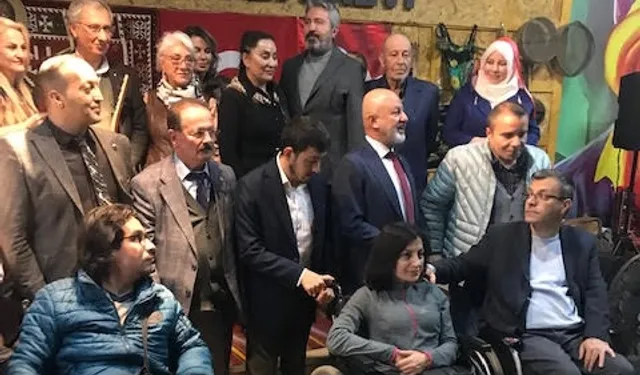 Aşıklar Kayseri'de buluşuyor