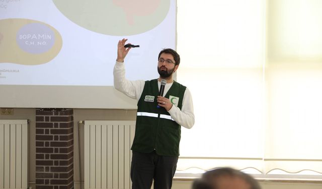 Bafra'da 'Bağımlılıkla Mücadele' semineri düzenlendi