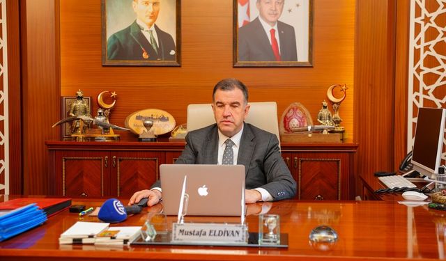 Bayburt Valisi Eldivan, AA'nın 'Yılın Kareleri' oylamasına katıldı