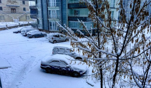 Bayburt'ta eğitime 1 gün ara verildi