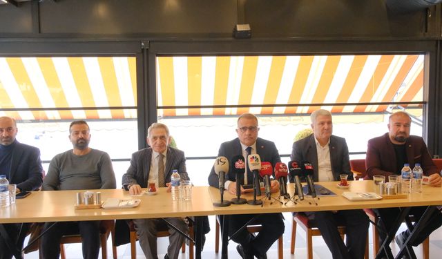 Çorum Ak Parti İl Başkanı Alar, gazetecilerle buluştu