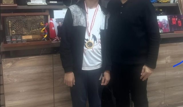 Çorum BİLSEM öğrencisi TÜBİTAK Bilim Olimpiyatları'nda altın madalya kazandı