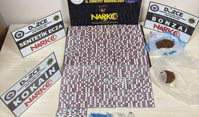 Düzce'de birbiriyle bağlantılı uyuşturucu operasyonlarında 4 kişi tutuklandı