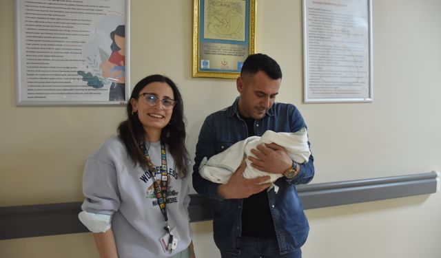 Gümüşhane'de yeni yılın ilk bebeği dünyaya geldi