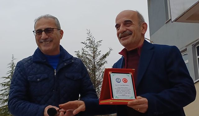 Karabük'te emekli olan 39 yıllık öğretmene duygusal veda