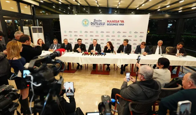 Manisa'da Başkan Dutlulu gazetecilerle buluştu