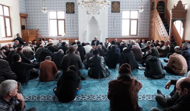 Mengen'de depremden sonra başlatılan 'şükür mevlidi' geleneği devam ediyor