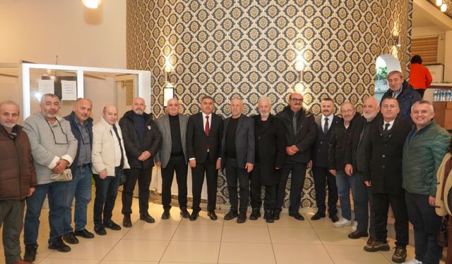 MHP Samsun İl Başkanı Mucur, gazetecilerle bir araya geldi