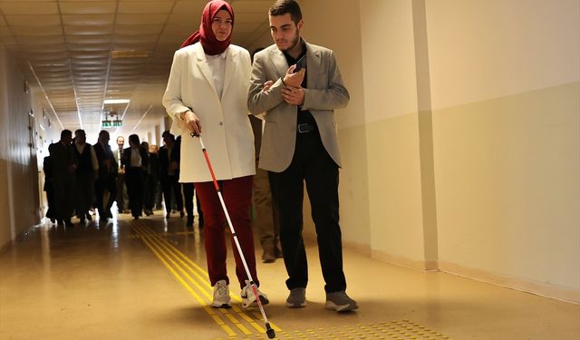OMÜ'de görme engelliler için 'Yapay Zeka Görme Engelli Asistanı' hizmete girdi