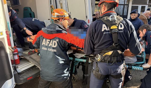 Rize'de dere yatağına düşen kişi öldü