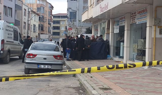 Samsun'da bir kişi apartman girişinde ölü bulundu