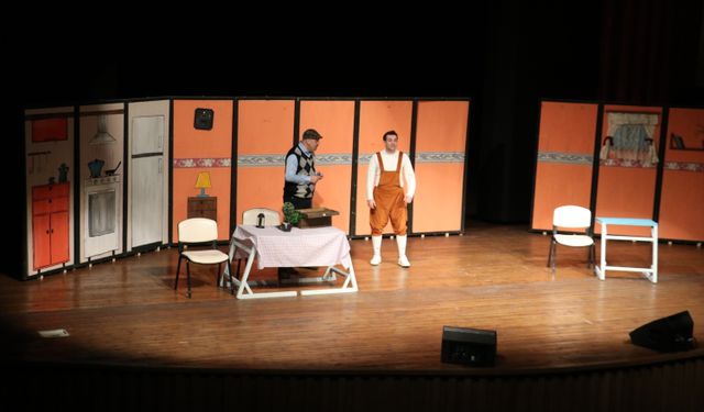 Samsun'da çocuklara tiyatro oyunuyla enerji tasarrufu bilinci kazandırılıyor