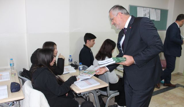 Samsun'da öğrencilere deneme seti ve dijital destek verilecek